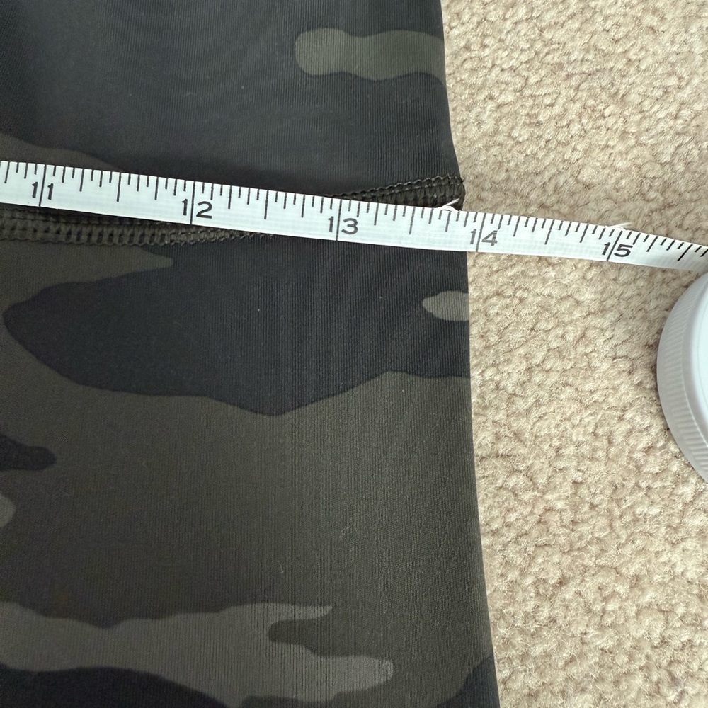 Athleta ultimate 7/8 tight green camo - Picture 4 of 5